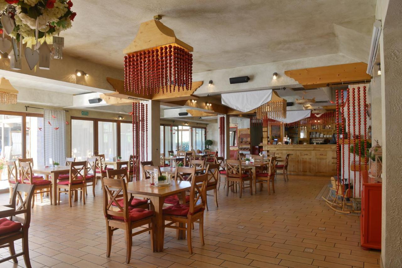 Villa & Gospoda Krakowska Kobiernice Luaran gambar